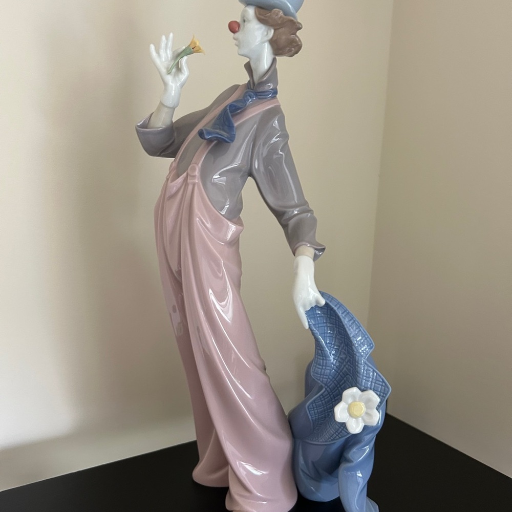 Lladro “A Mile of Style” #6507